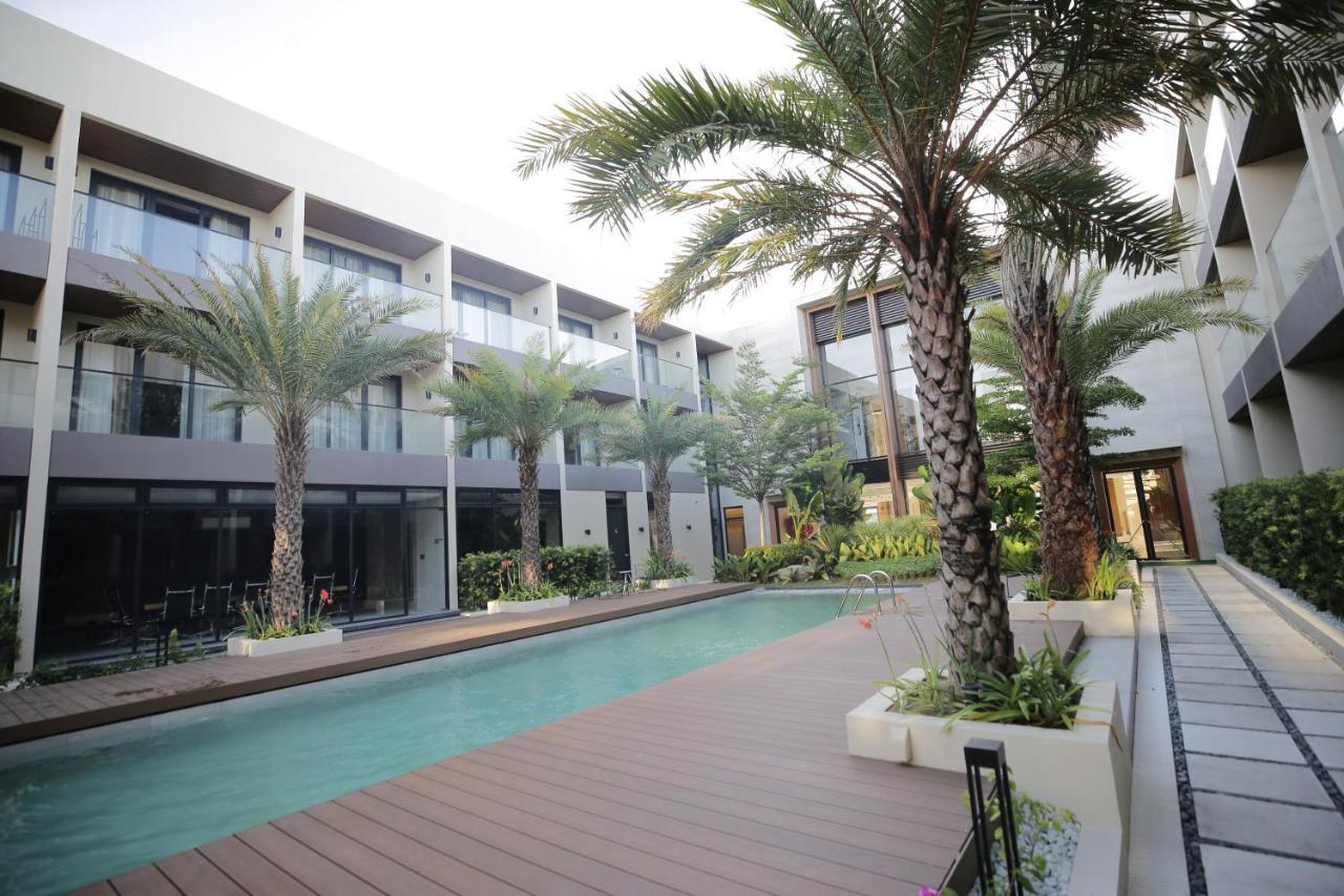 The Maximilian Hotel Cauayan City  Exterior foto